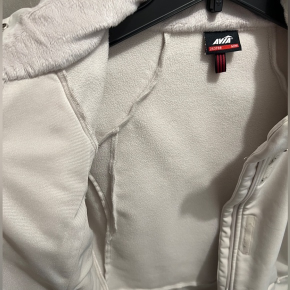 Veste - Picture 3 of 4